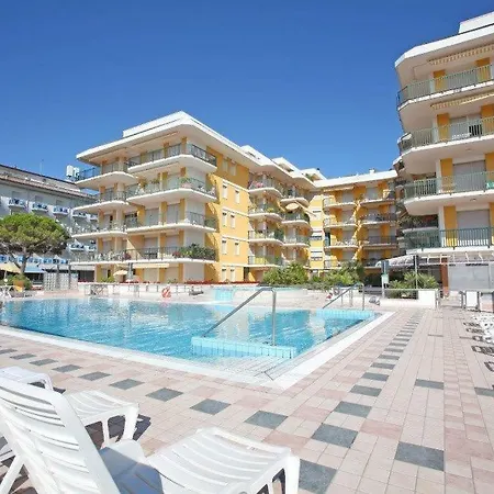 Panfilo Da Colla Aparthotel 4*